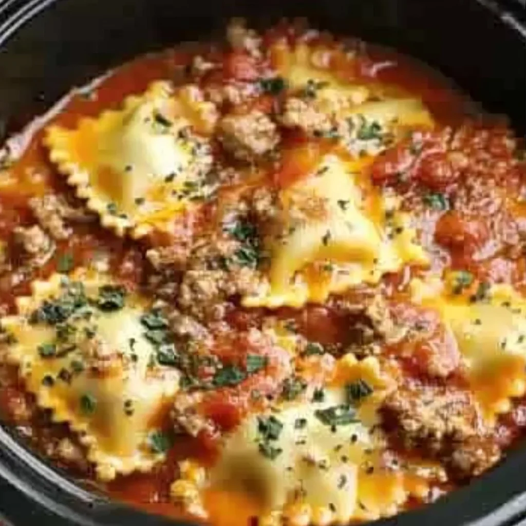 Crockpot Ravioli Lasagna: A Hands-Off, Flavor-Packed Comfort Food Masterpiece