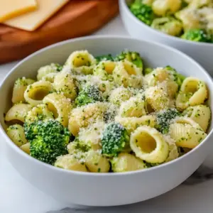 Light and Healthy Broccoli Pasta