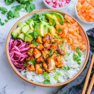 Hawaiian Inspired Chicken Poke Bowl That's Bursting with Flavor