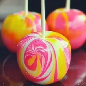 Swirled Starburst Candy Apples